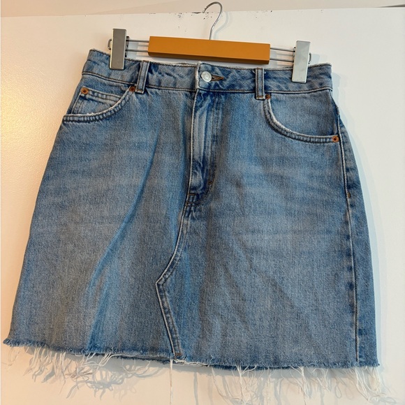 Topshop Dresses & Skirts - Topshop Denim Mini Skirt